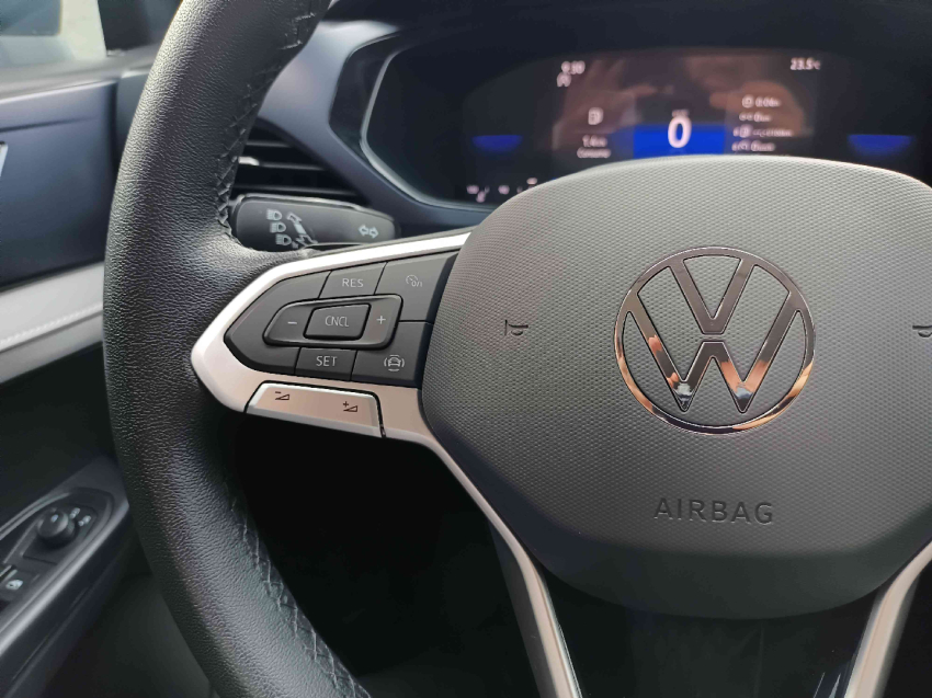 volkswagen taos 1.4 250 tsi total flex comfortline automatico 4p 202317