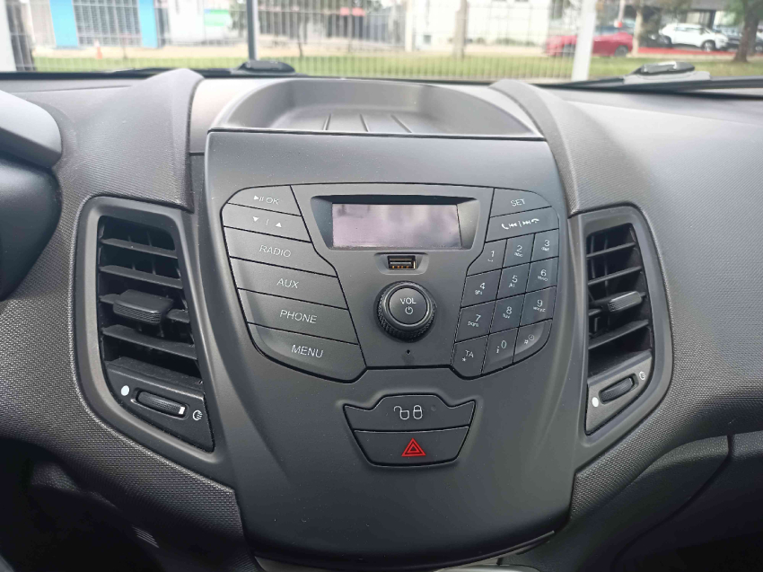 ford fiesta 1.6 se hatch 16v flex 4p manual 201711