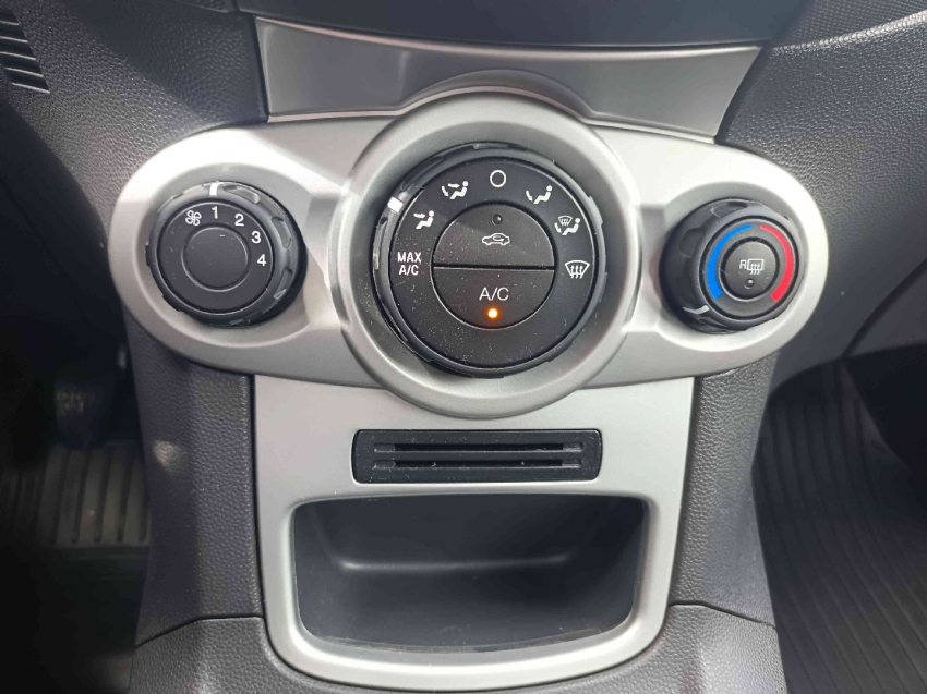 ford fiesta 1.6 se hatch 16v flex 4p manual 201712