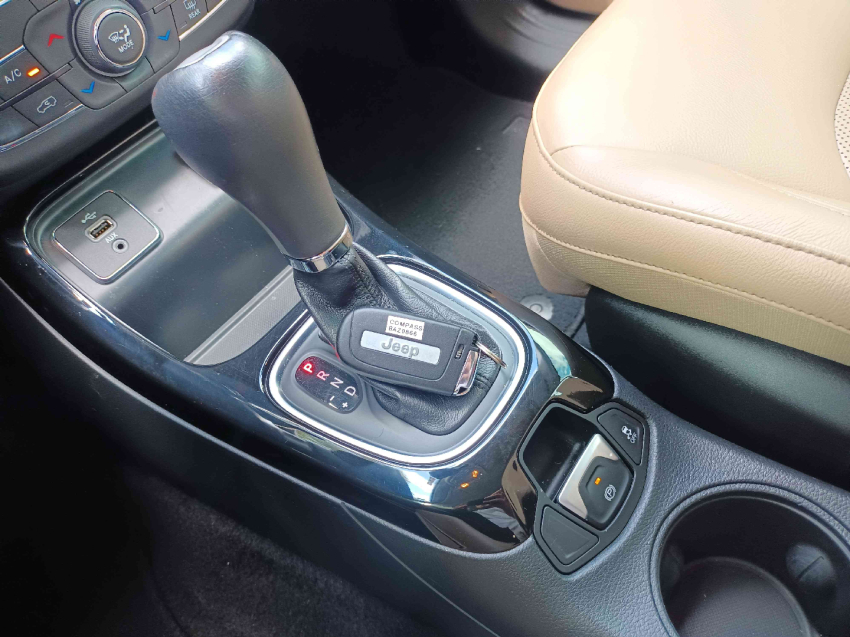 jeep compass 2.0 16v flex limited automatico 4p 201714