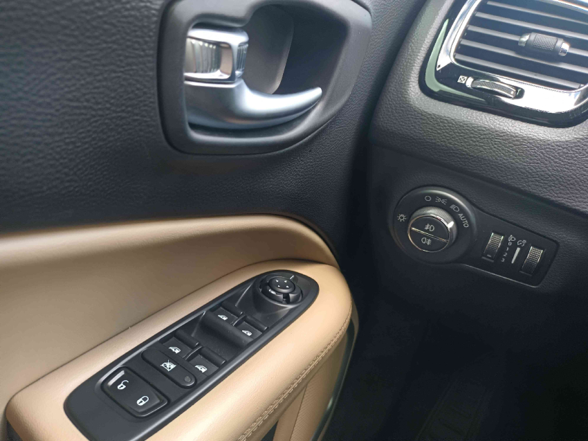 jeep compass 2.0 16v flex limited automatico 4p 201715