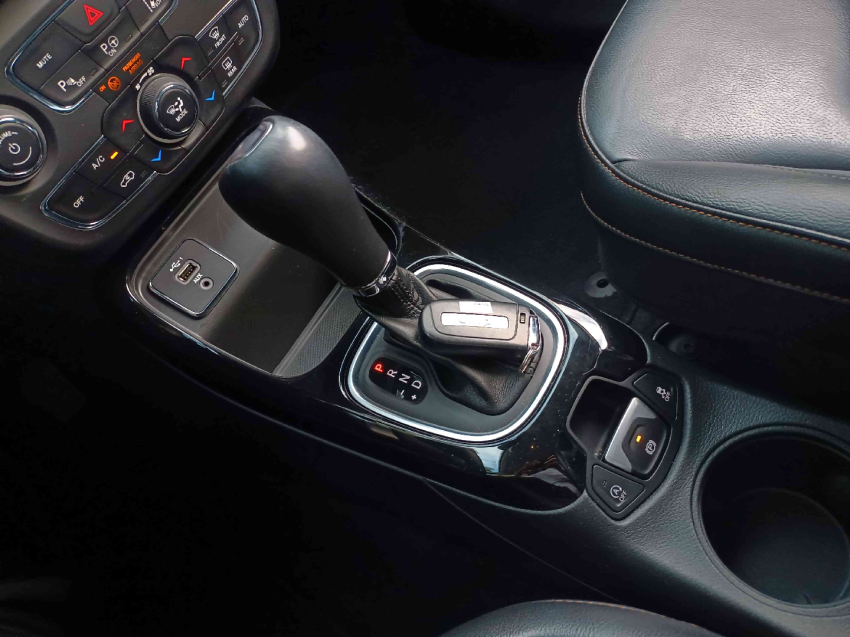 jeep compass 2.0 16v flex limited automatico 4p 202115