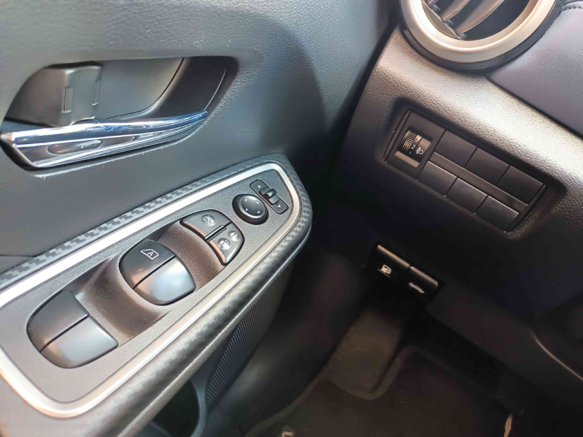 nissan versa exclusive 1.6 16v cvt flex automatico 2023/2415