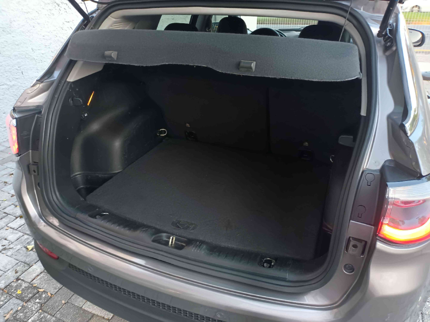 jeep compass 2.0 16v flex longitude automatico 4p 20206