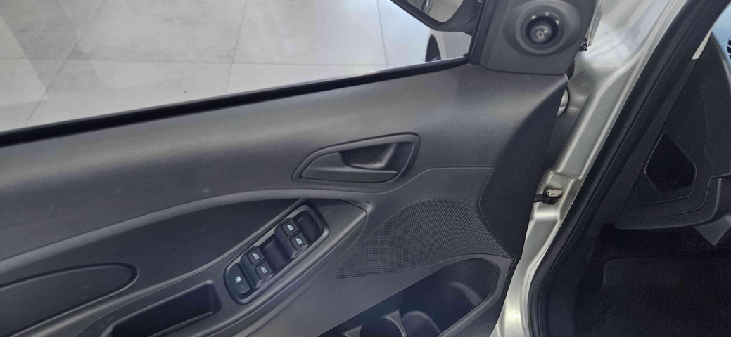 ford ka 1.5 ti-vct flex se plus automatico 4p 202017