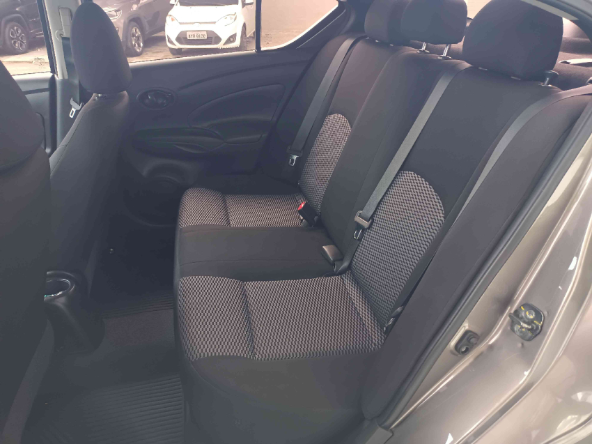 nissan versa 1.6 16v flexstart v-drive special edition xtronic flex 4p automatico 20217
