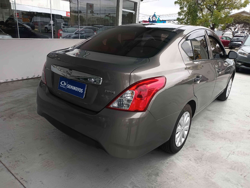 nissan versa 1.6 16v flexstart v-drive special edition xtronic flex 4p automatico 20215