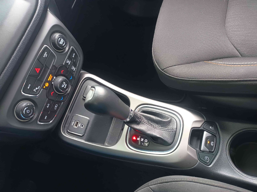 jeep compass 2.0 16v flex sport automatico 4p 202013