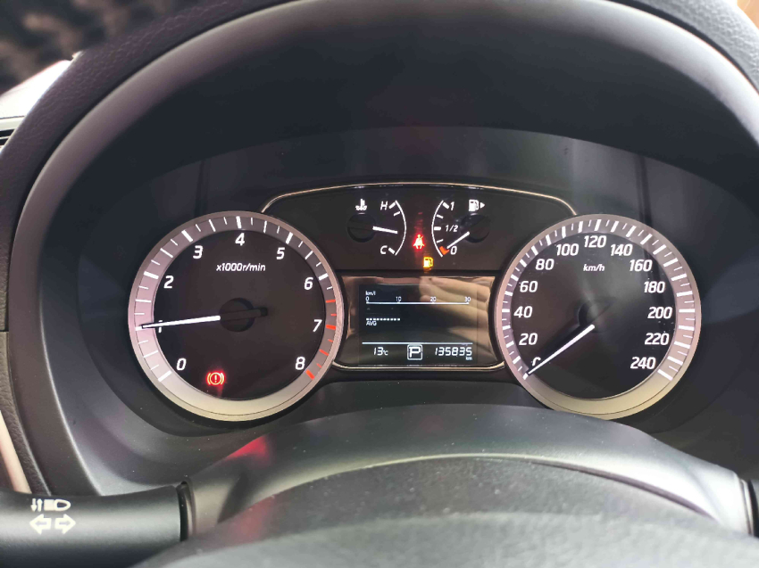 nissan sentra 2.0 sv 16v flex 4p automatico 201410