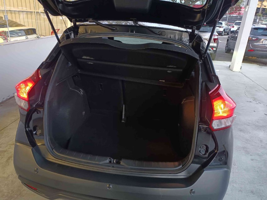 nissan kicks 1.6 16v flexstart sl 4p xtronic flex automatico 20216
