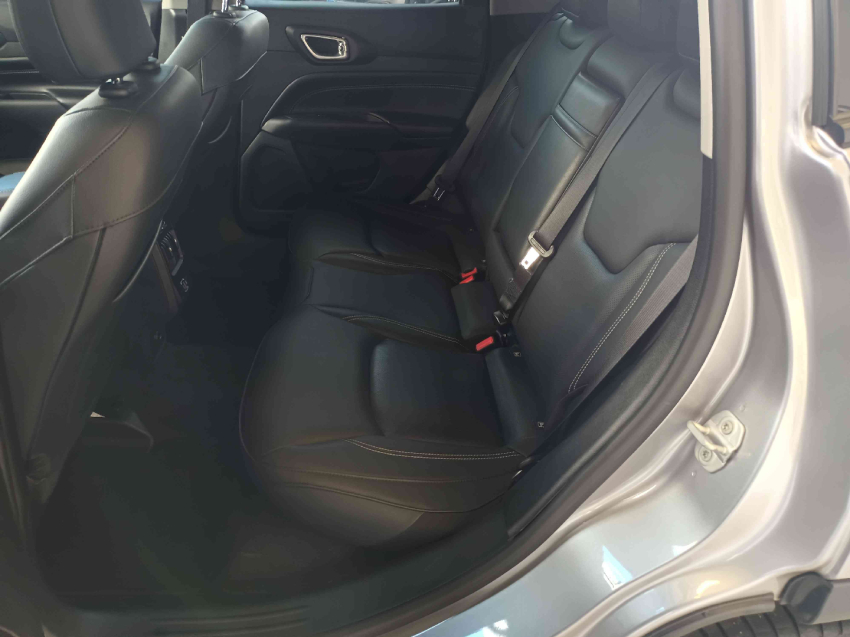 jeep compass 1.3 t270 turbo flex longitude at6 4p automatico 20237
