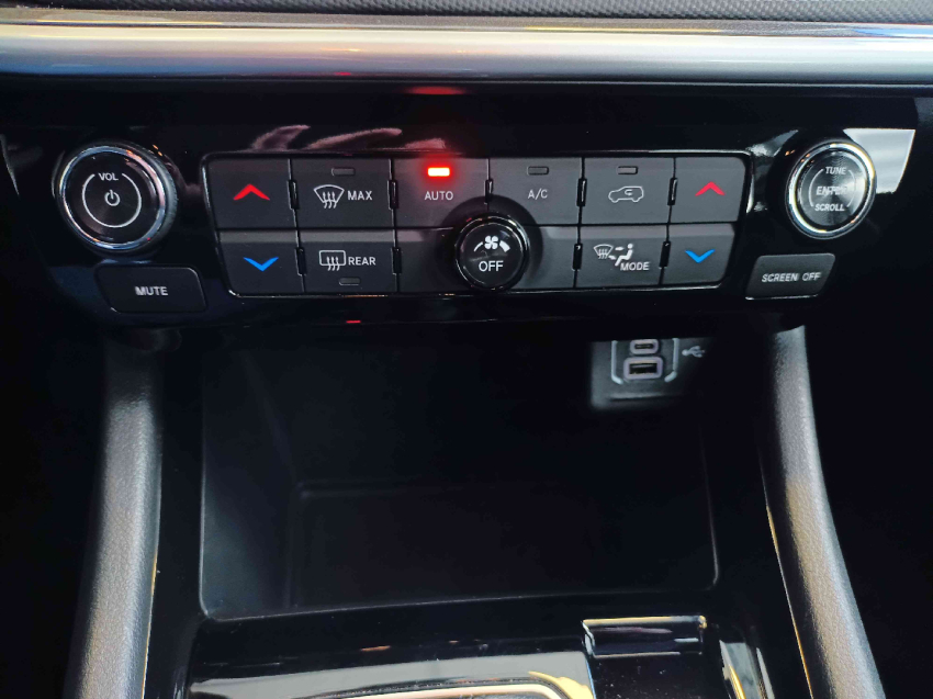jeep compass 1.3 t270 turbo flex longitude at6 4p automatico 202313