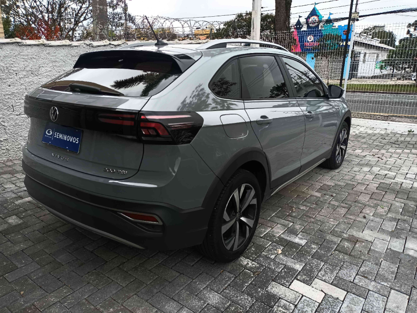 volkswagen nivus 1.0 200 tsi total flex highline automatico 4p 20243