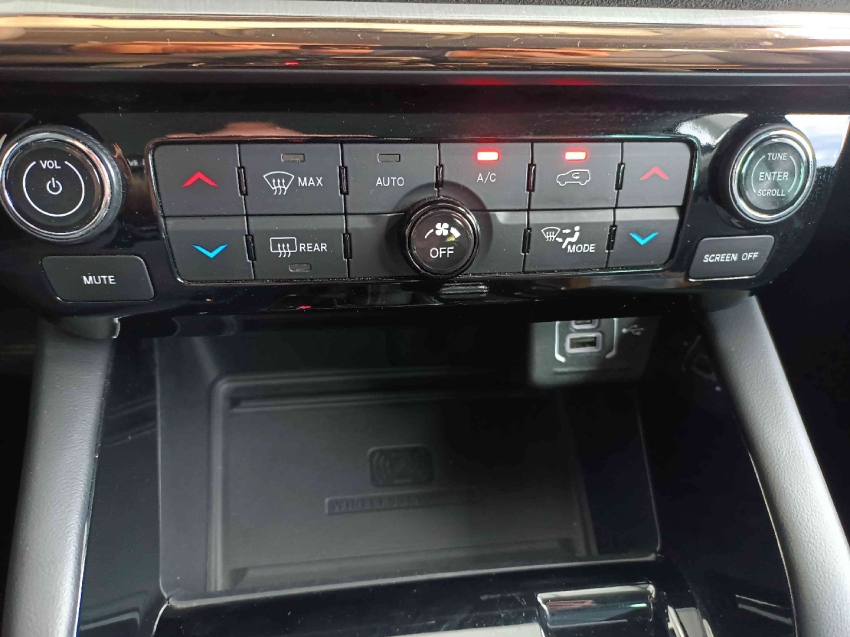jeep commander 2.0 td380 turbo diesel limited at9 4p automatico 202413