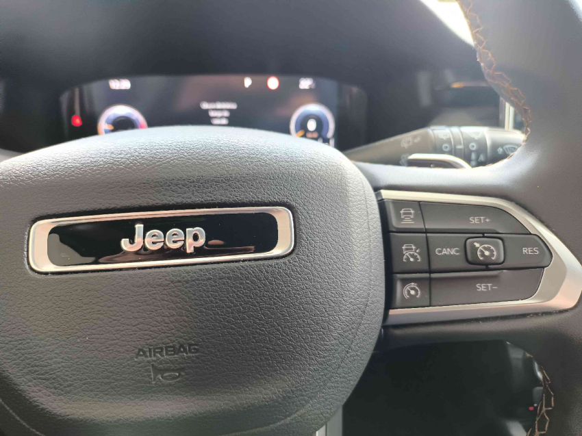jeep commander 2.0 td380 turbo diesel limited at9 4p automatico 202417