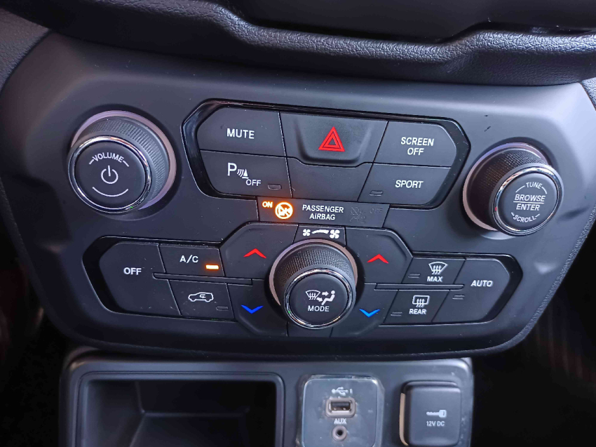 jeep renegade 1.8 16v flex longitude 4p automatico 202112