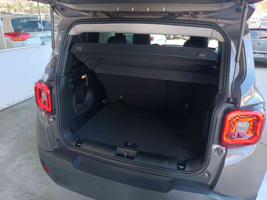 jeep renegade 1.8 16v flex longitude 4p automatico 20216
