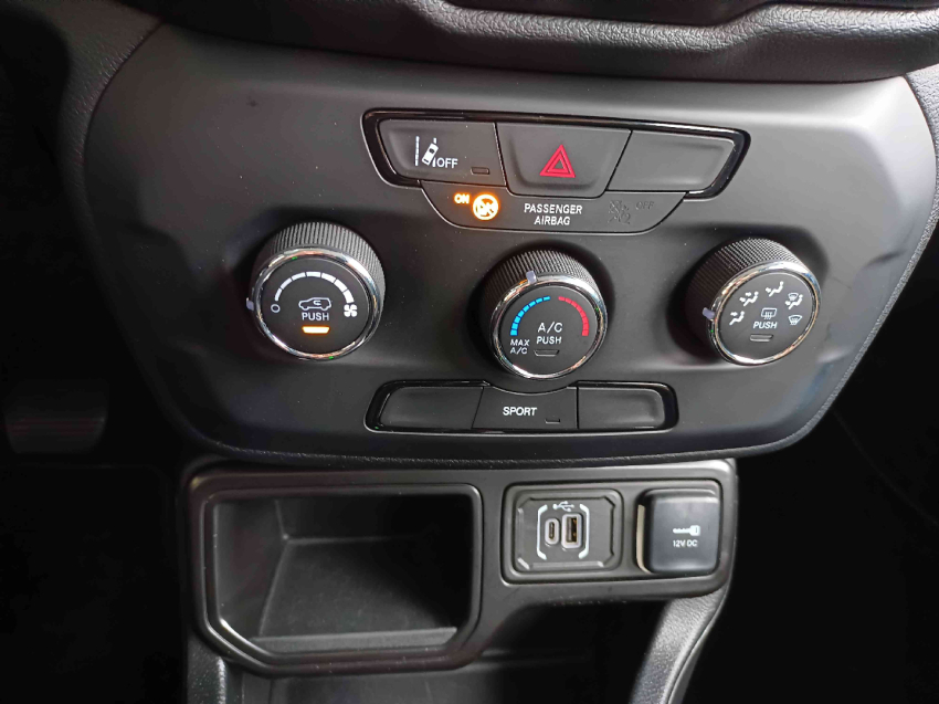 jeep renegade 1.3 t270 turbo flex sport at6 4p automatico 202313