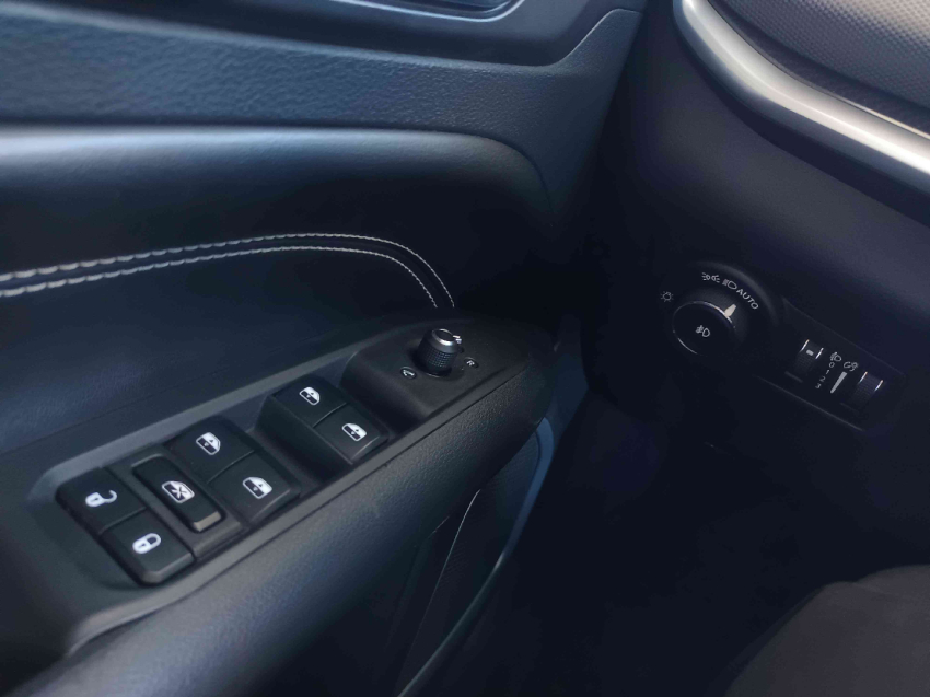 jeep compass 1.3 t270 turbo flex longitude at6 4p automatico 202315