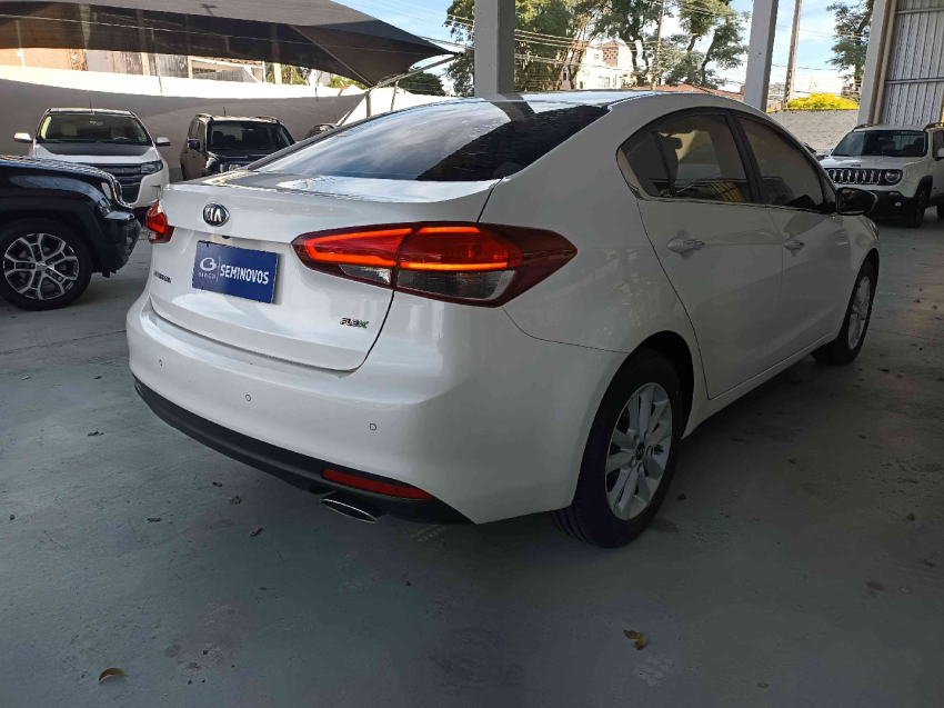 kia cerato 1.6 sx 16v flex 4p automatico 20175