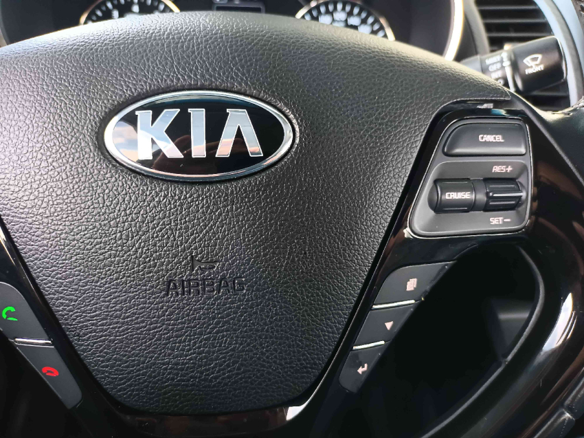 kia cerato 1.6 sx 16v flex 4p automatico 201717