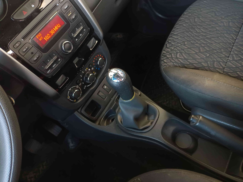 renault duster 1.6 expression 4x2 16v flex 4p manual 201614