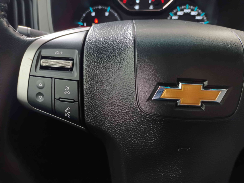 chevrolet s10 2.8 16v turbo diesel ltz cd 4x4 automatico 4p 202317