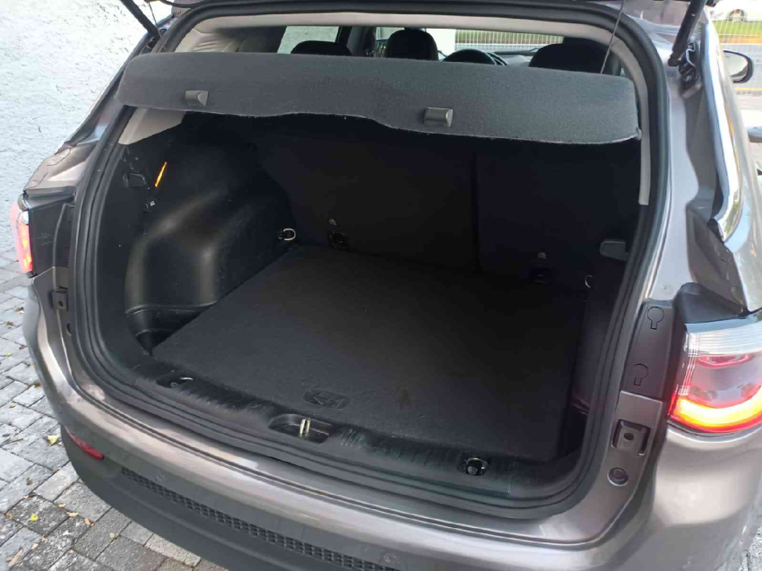 jeep compass 2.0 16v flex longitude automatico 4p 20206