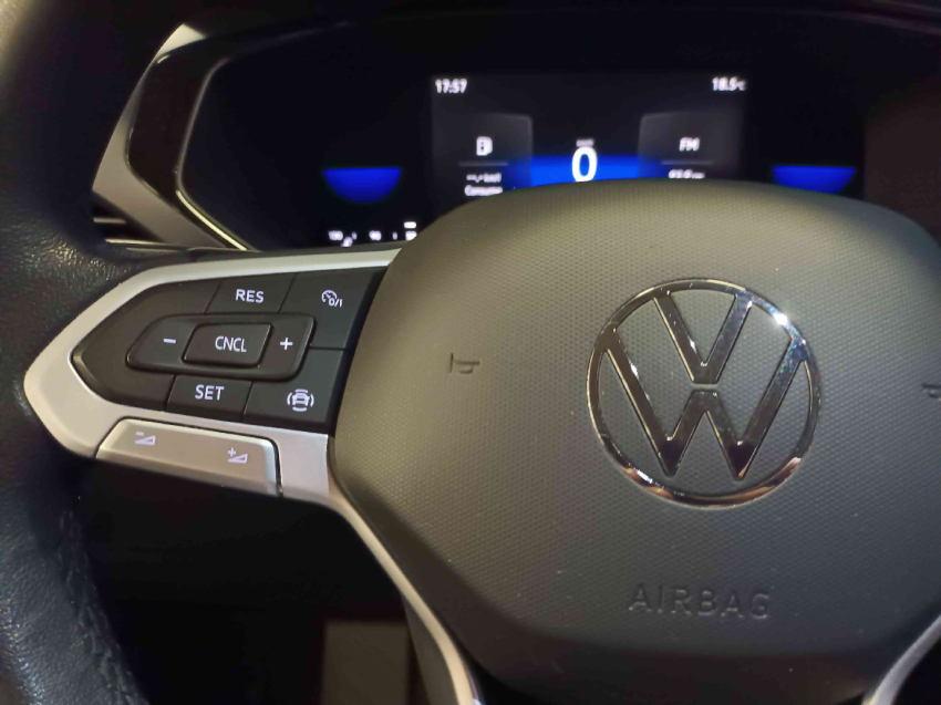 volkswagen taos 1.4 250 tsi total flex comfortline automatico 4p 202217