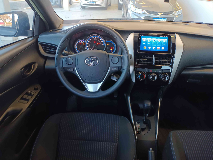 toyota yaris 1.3 16v flex xl live multidrive 4p automatico 20229
