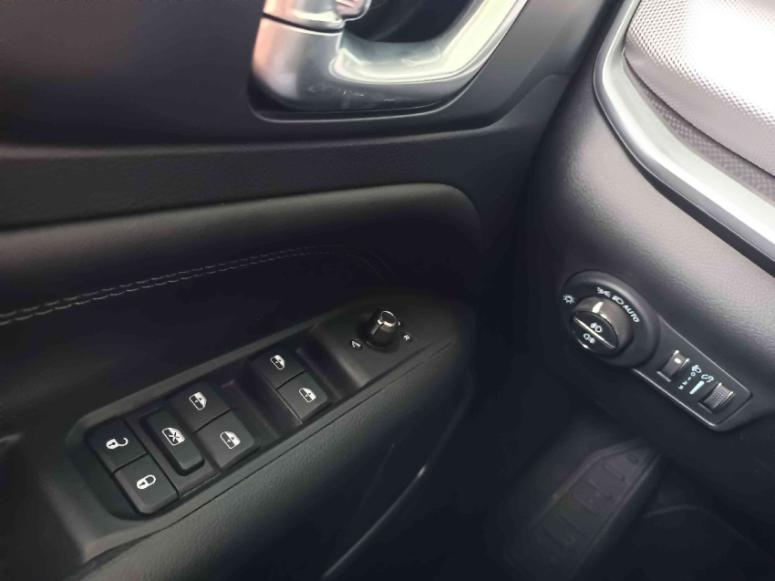 jeep compass 1.3 t270 turbo flex longitude at6 4p automatico 202216