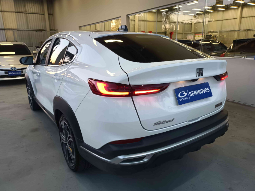 fiat fastback 1.0 turbo 200 flex impetus cvt 4p automatico 20233