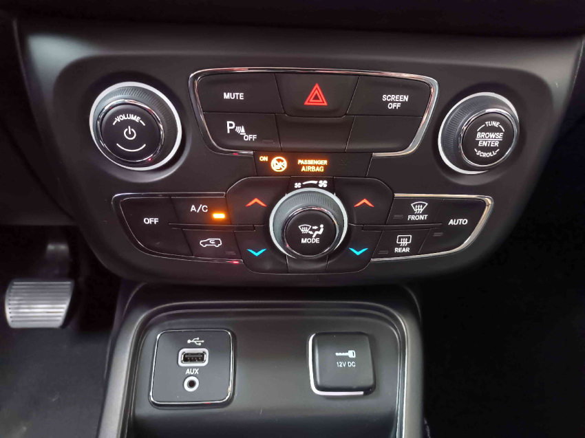 jeep compass 2.0 16v flex longitude automatico 4p 201813