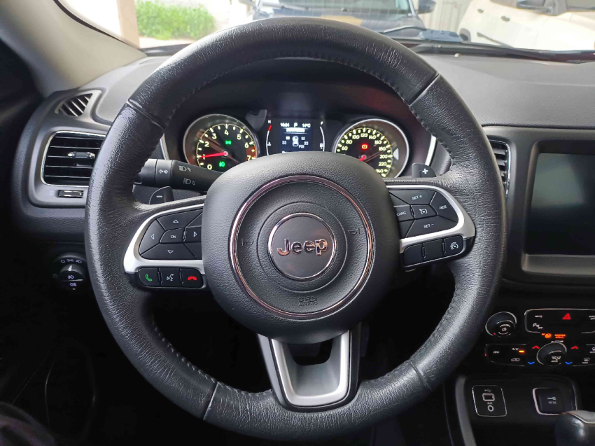 jeep compass 2.0 16v flex longitude automatico 4p 201810