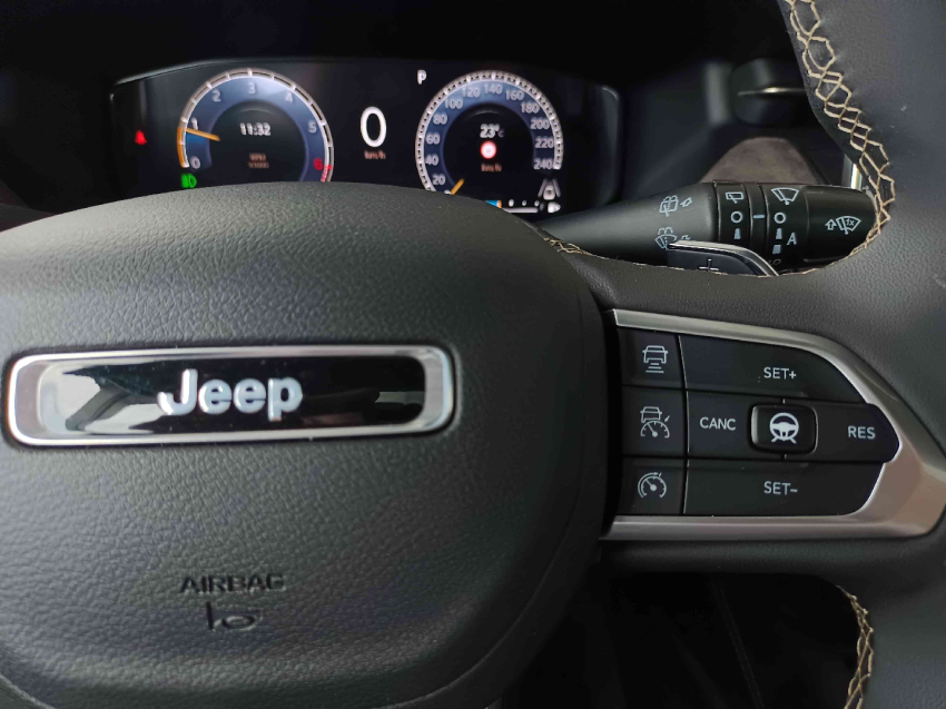 jeep commander 1.3 t270 turbo flex overland at6 4p automatico 202622
