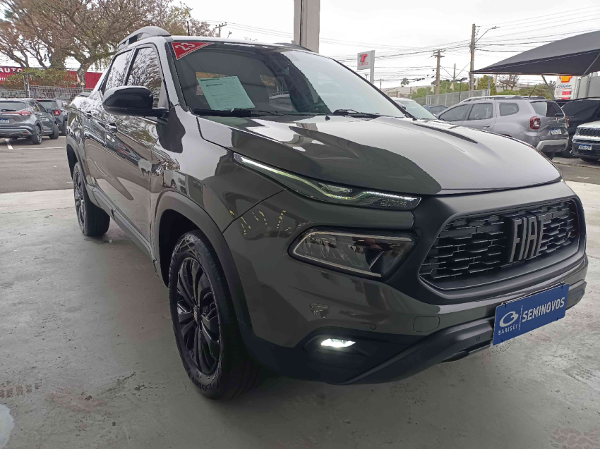 fiat toro 1.3 turbo 270 flex volcano at6 4p automatico 2023