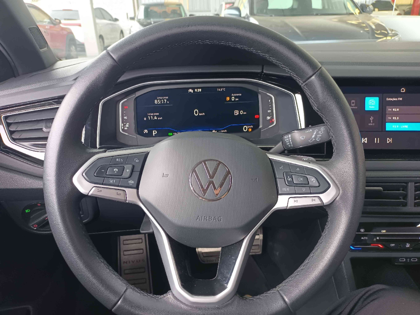 volkswagen nivus 1.0 200 tsi total flex highline automatico 4p 202410