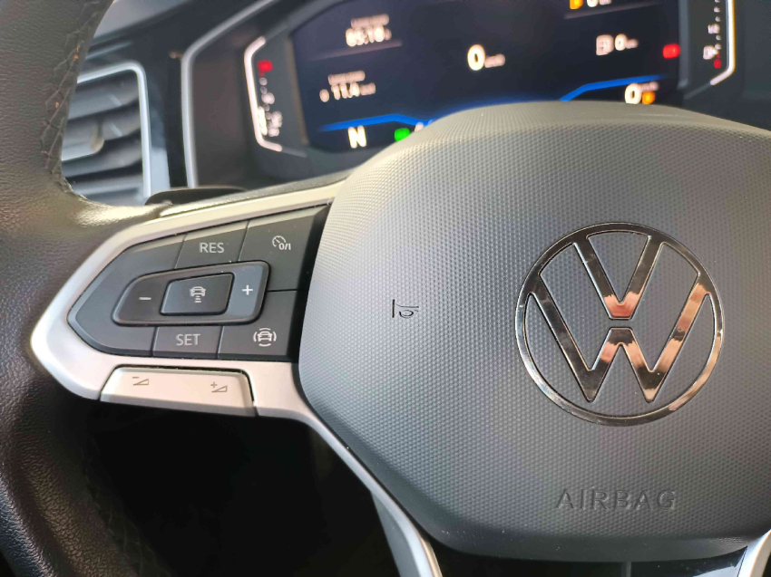 volkswagen nivus 1.0 200 tsi total flex highline automatico 4p 202416