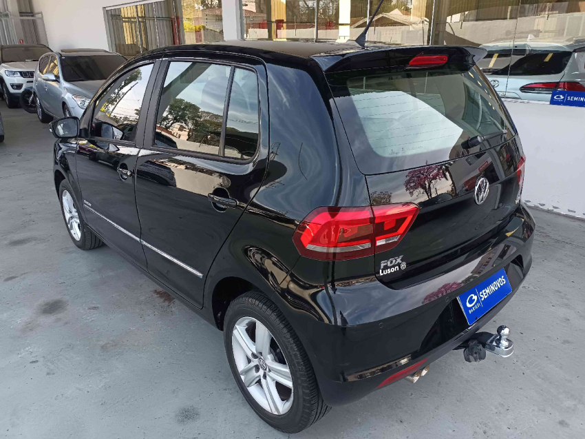 volkswagen fox 1.6 msi highline 16v flex 4p manual 20163