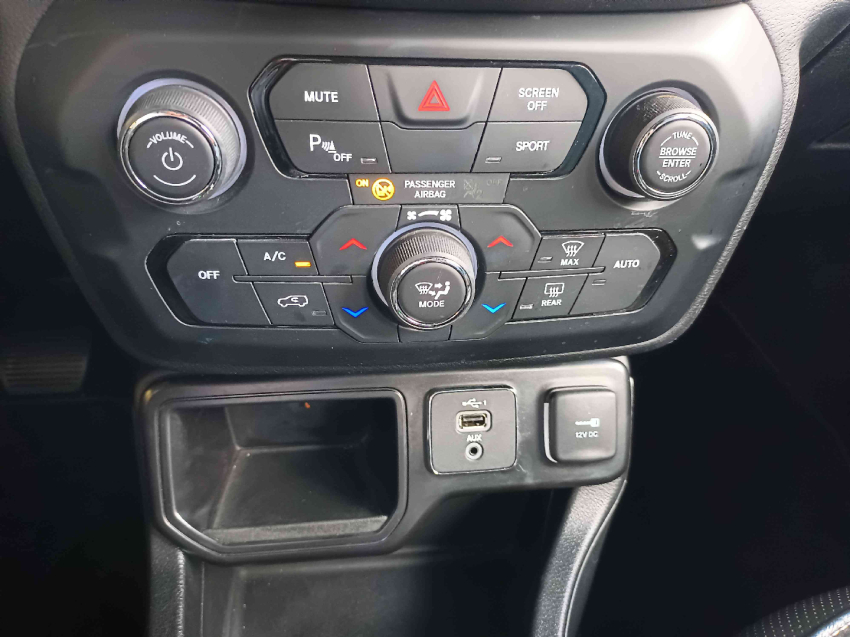 jeep renegade 1.8 16v flex longitude 4p automatico 202113