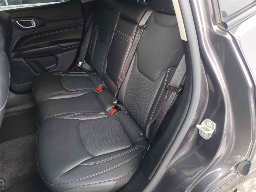 jeep compass 1.3 t270 turbo flex longitude at6 4p automatico 20237