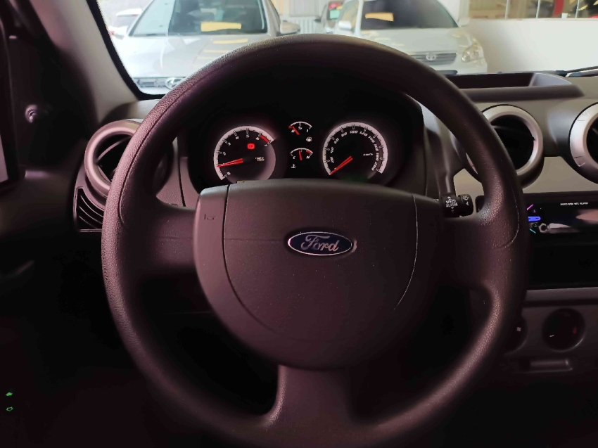 ford fiesta 1.6 mpi class hatch 8v flex 4p manual 20139