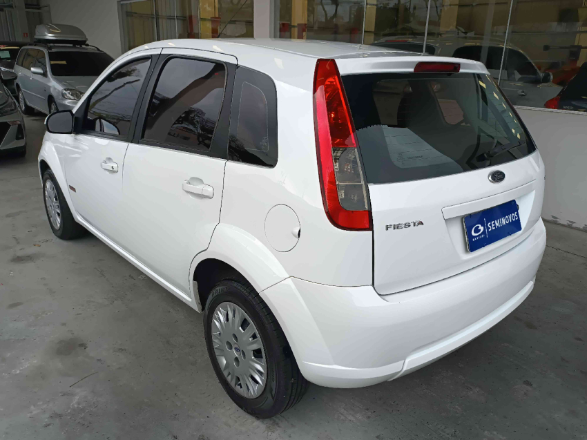 ford fiesta 1.6 mpi class hatch 8v flex 4p manual 20133