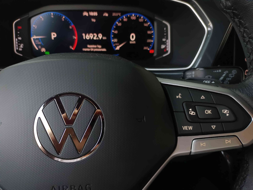 volkswagen t-cross 1.4 250 tsi total flex highline automatico 4p 202319