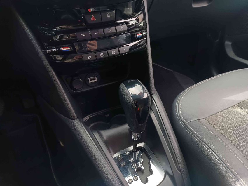 peugeot 2008 1.6 16v flex style 4p automatico 202314