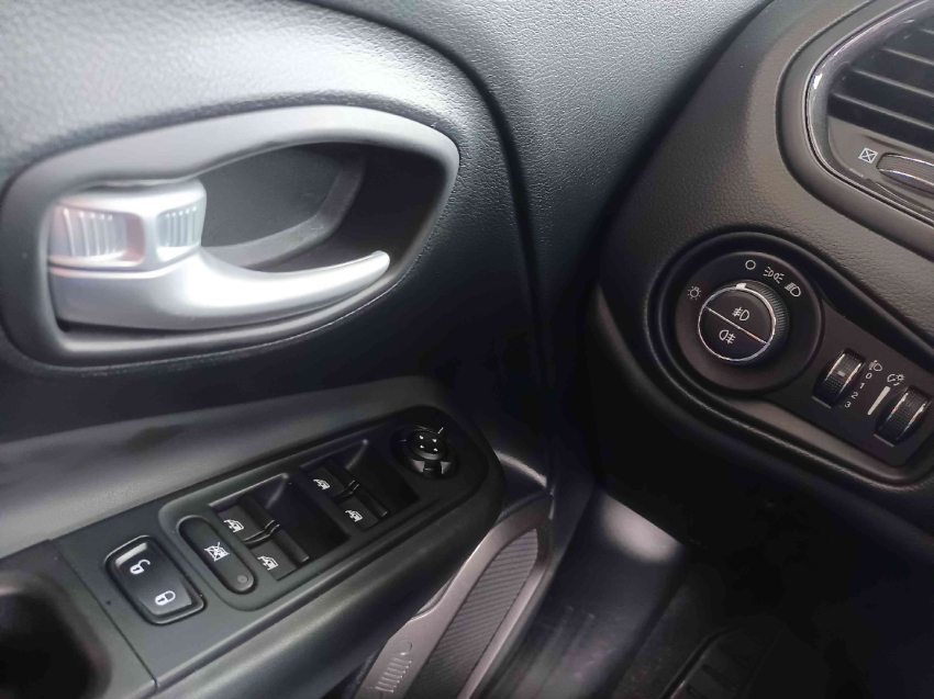 jeep renegade 1.3 t270 turbo flex longitude at6 4p automatico 202414