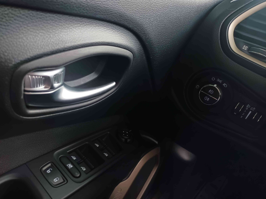 jeep renegade 1.8 16v flex sport 4p manual 201816