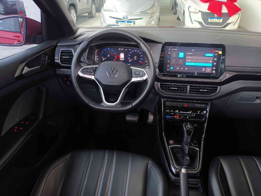 volkswagen t-cross 1.0 200 tsi total flex comfortline automatico 4p 202512