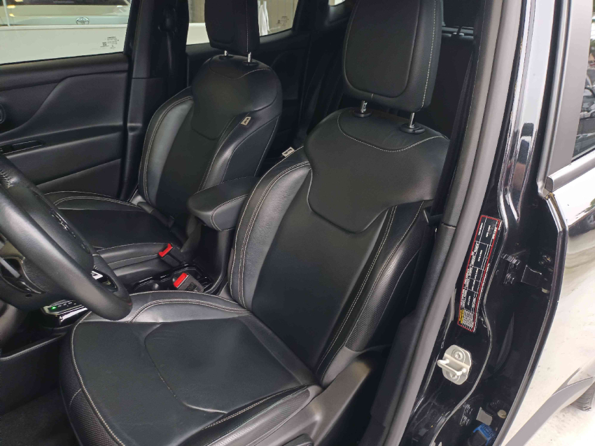 jeep renegade 1.8 16v flex limited 4p automatico 20218