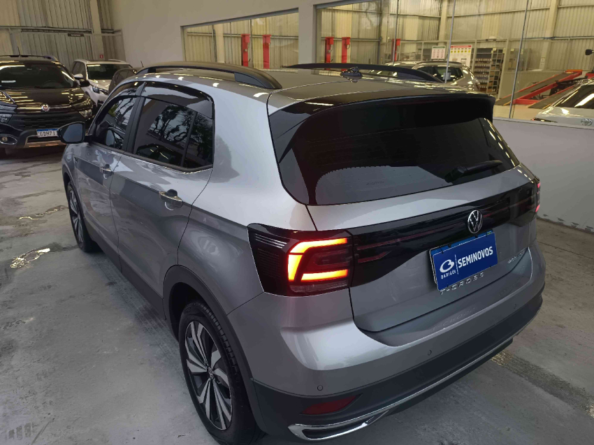 volkswagen t-cross 1.0 200 tsi total flex comfortline automatico 4p 20243